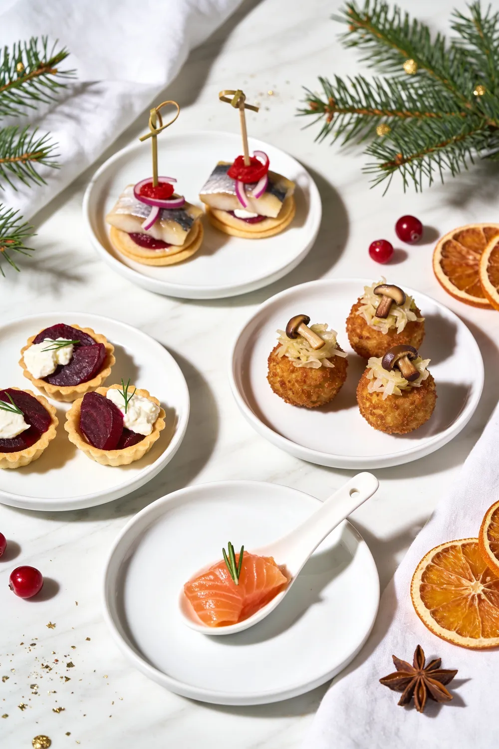 Świąteczny finger food w formie przekąsek na jeden kęs